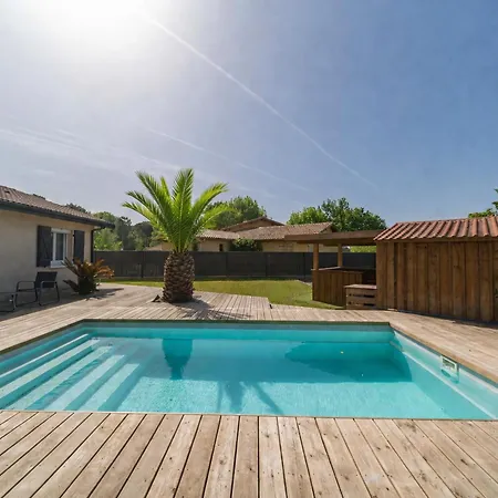 Holiday home Maison Familiale Avec Piscine - 6 Pers. - Fr-1-319-649 Parentis-en-Born
